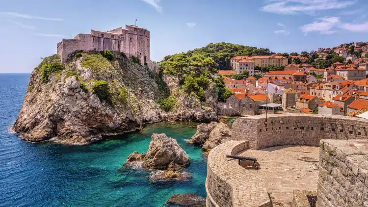 Homeros’un İzinde: Süperyatla Odysseus’un Antik Rotasında Bir Yolculuk