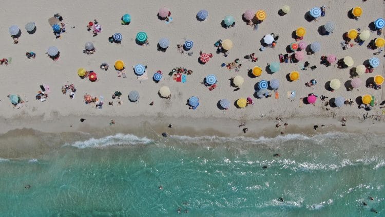 Yunanistan’ın Ege Adalarına Yönelik Ekspres (Kapıda) Vize Uygulaması 12 Adayı Kapsayacak