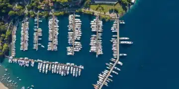 Lüks Marinalarda Bekleme Listesi Patladı