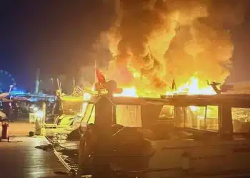 Tuzla’da Marinada Korkutan Yangın: Dört Tekne Kullanılamaz Hale Geldi