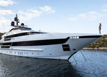 Gizemli Kazak Milyarderin Süperyatı Lady Lena Bodrum’da