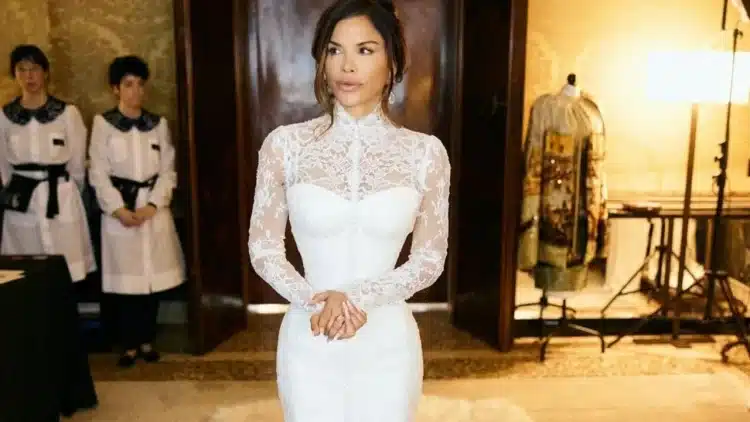 Lauren Sánchez’in Düğün Sırları: Uzaydan Gelen Anlam, 180 Düğme ve Sophia Loren Esintisi
