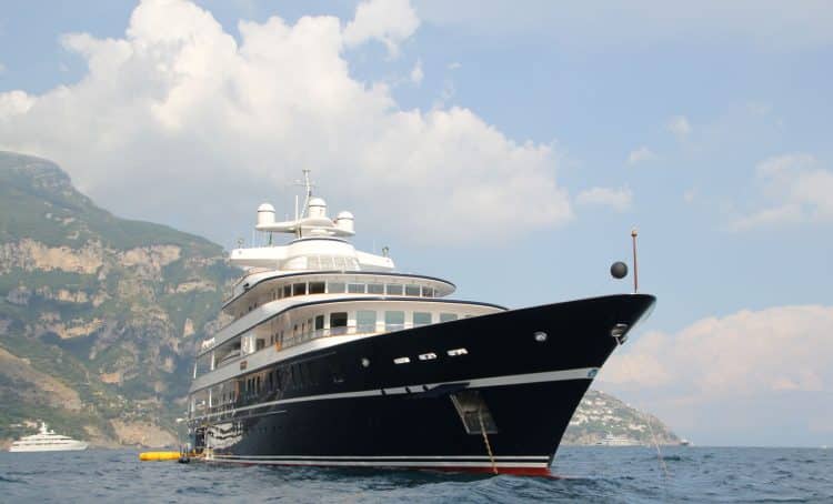 Meserret III Yunan Adaları’ndan Döndü: Ömer Koç Yalıkavak’tan Datça’ya Geçti