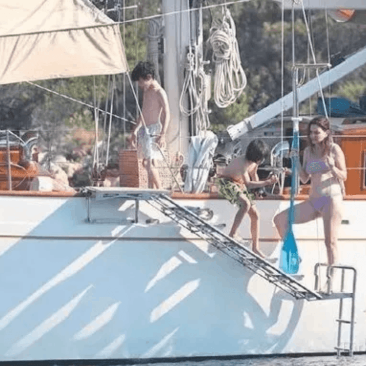 Nil Karaibrahimgil ve Serdar Erener “Darwin”i Satıp Yeni Yelkenlilerine Geçti