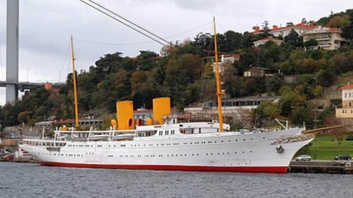 Atatürk’ün Mirası Savarona, Boğaz’ı Selamlayacak