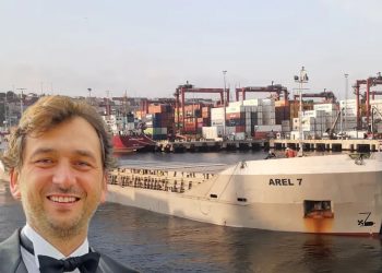 Arel 7’nin Kaptanı: “Sağımda Solumda Tahta Parçaları Gördüm, Anlam Veremedim”