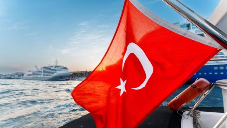 Zafer Bayramı’nda Türk Bayraklı Yatlar