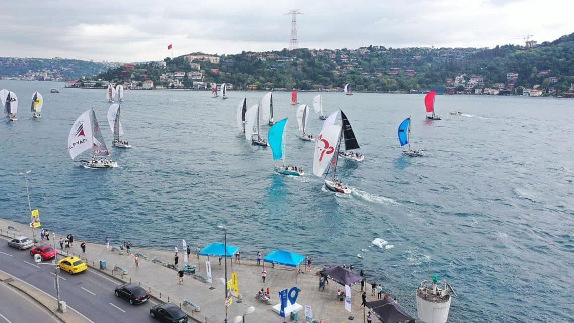 İstanbul Boğazı’nda Zafer Bayramı Coşkusu: 30 Ağustos Zafer Kupası Yat Yarışı