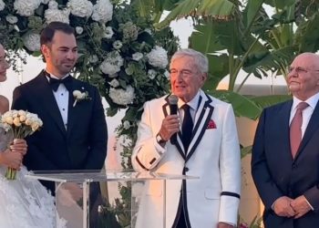 Kuşadası Marina Müdürü’nün Oğlu Evlendi: Rahmi Koç’tan “Evlilikte 50-50” Öğüdü