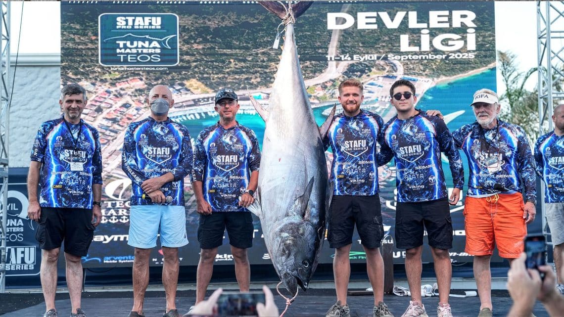 Teos Marina’da 185,5 Kg’lık Dev Orkinos Tuna Masters’a Damga Vurdu
