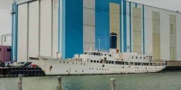 Feadship Makkum’da Tarihi Buluşma: 72 Metrelik Argossy Yeniden Hayata Dönüyor