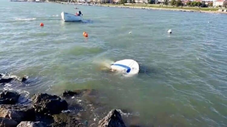 Fırtına Kurupelit Marina’da 15 Tekneyi Batırdı