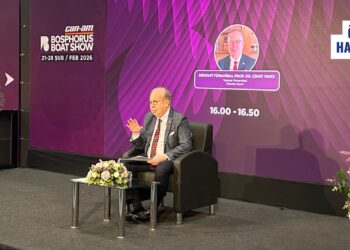 Bosphorus Boat Show’da Mavi Vatan Mesajı! Cihat Yaycı: “Donanma Denizi Tutar, Yatçılık Denizi Yaşatır”
