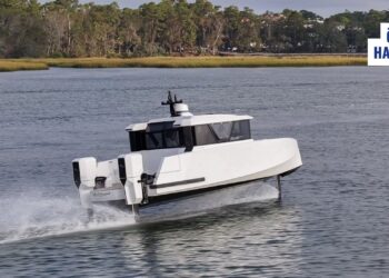 Dünyanın En Uzun Menzilli Elektrikli Hidrofoil Gövdesi Türkiye’den Çıkıyor