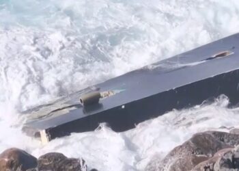 Ferretti 1000 H&CO Yatı Yunanistan’da Kayalıklarda Parçalandı