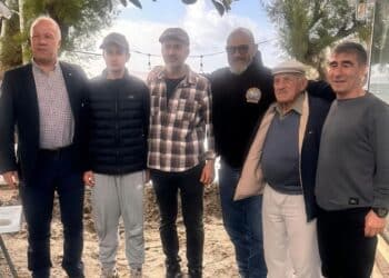 Kardak’tan Dönünce Ailelerine O Dükkândan Haber Verdiler: SAT Komandoları 30 Yıl Sonra Aynı Yerde Buluştu