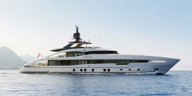 23 Knot Hız, 3.100 Mil Menzil: Heesen’in Yeni Yatı Project Sophia Denizde