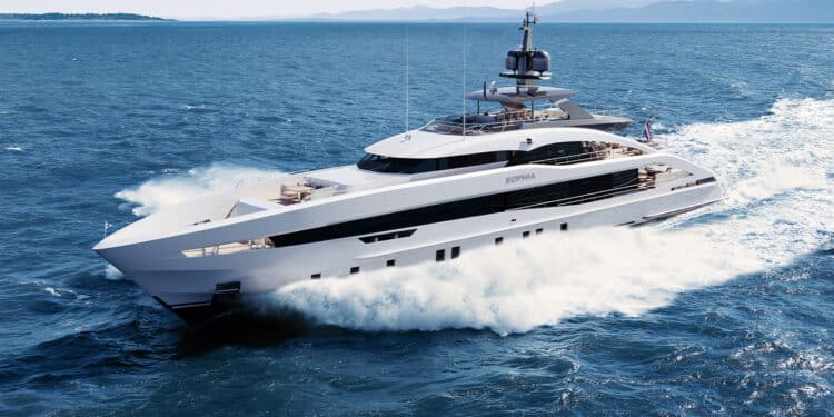 23 Knot Hız, 3.100 Mil Menzil: Heesen’in Yeni Yatı Project Sophia Denizde