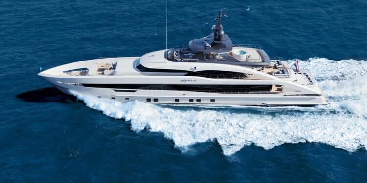 23 Knot Hız, 3.100 Mil Menzil: Heesen’in Yeni Yatı Project Sophia Denizde
