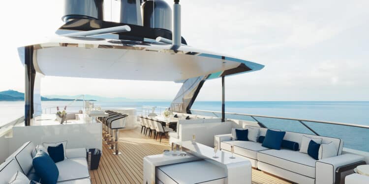 23 Knot Hız, 3.100 Mil Menzil: Heesen’in Yeni Yatı Project Sophia Denizde