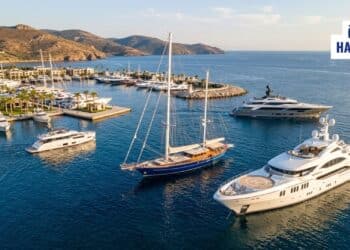 Forbes Listesindeki 43 Türk Milyarderden Kaçı Süperyat Sahibi?