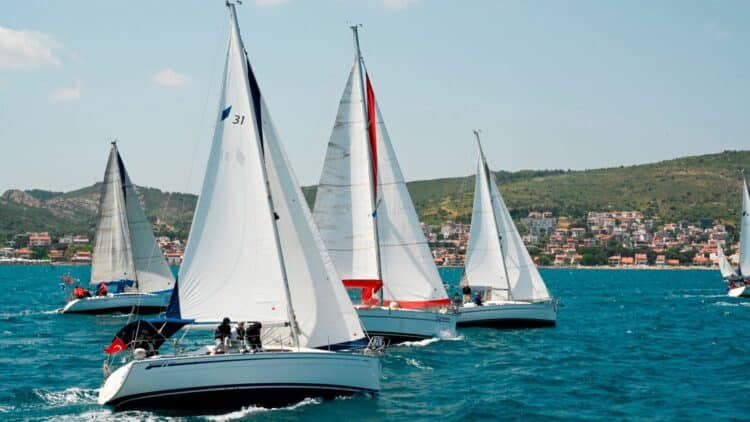 300 Sporcu Ege’de Yarışacak: Universail 15. Yılında