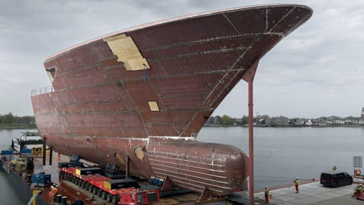 Dünyada Sadece 18 Tane Var: 140 Metre Üzeri Yatlar Arasına Yeni Bir Feadship Geliyor