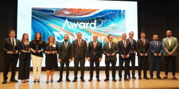 24 Metre Üstünde Bilgin, 24 Metre Altında Sirena İlk Sırada