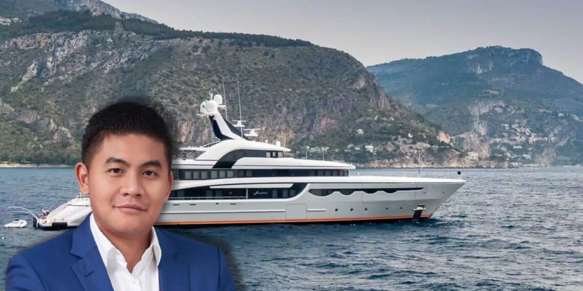 Kara Para Aklama İddialarıyla Sıkıştırılan Milyarder Bodrum’da Tatilde