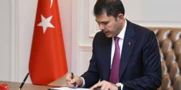 Bakanlık: Kıyılardaki işgallere ve tahribata geçit verilmeyecek