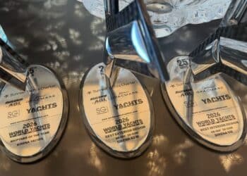 Cannes’da Türk Yat Sektörüne Üç Ödül: Sirena Yachts Yılın Tersanesi Seçildi