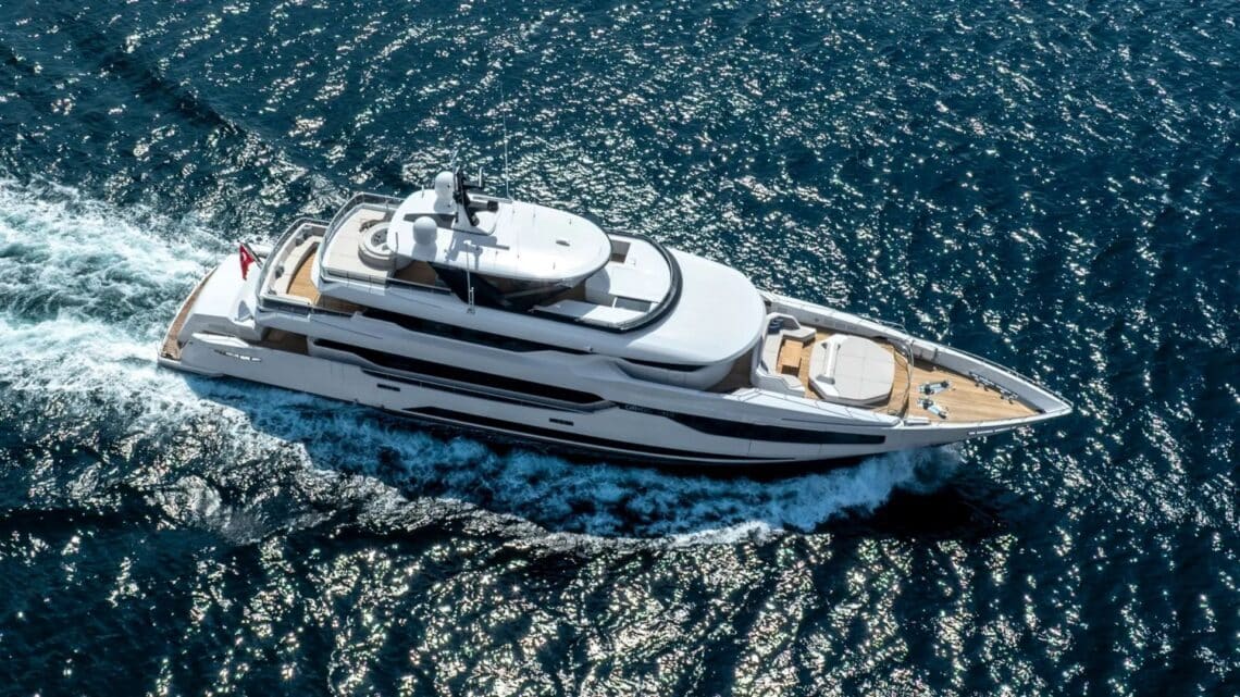44 Metrelik Orion One Teslim Edildi: Cannes ve Monaco’da Sergilenecek