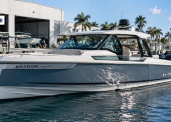 Saxdor ABD’de Tekne Üretimine Başladı: İlk 320 GTO Florida’da Tamamlandı