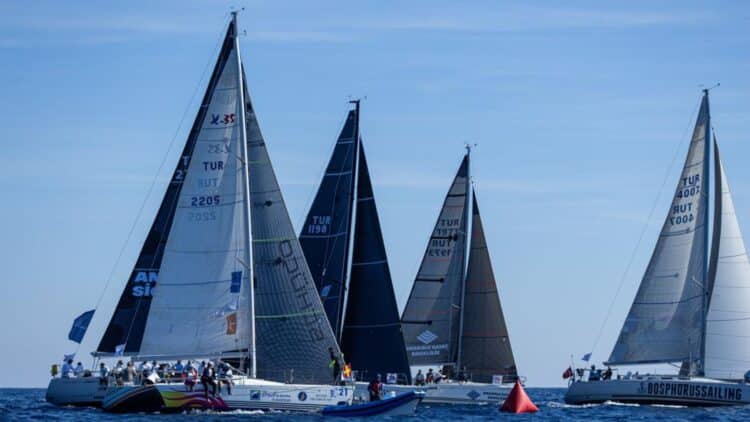 The Bodrum Cup’ta Dördüncü Etap Başladı: 90 Tekne Yalıkavak’a Yelken Açtı